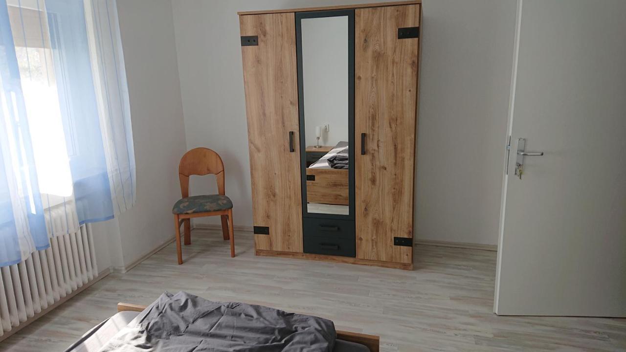 Apartment Ferienwohnung Vogt ซินส์ไฮม์ ภายนอก รูปภาพ